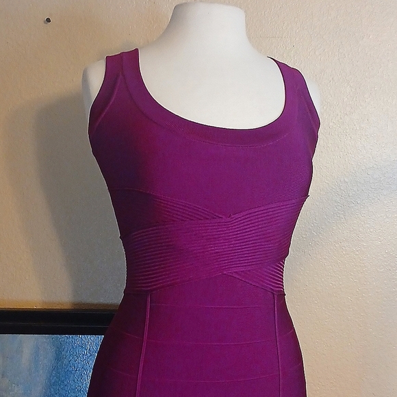 BRAND NEW!! GUESS W TAGS Elegant Purple Sleeveless Dress - Picture 3 of 13